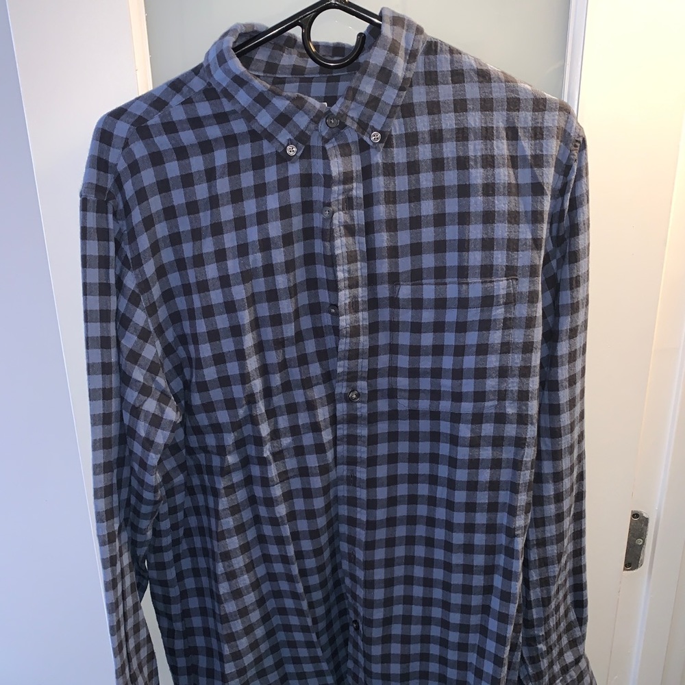 Club Monaco Slim Button Down